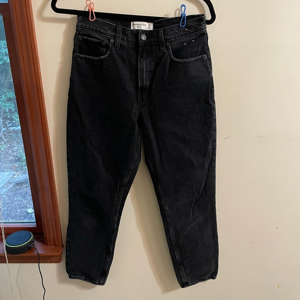 Abercrombie & Fitch Mom Jeans